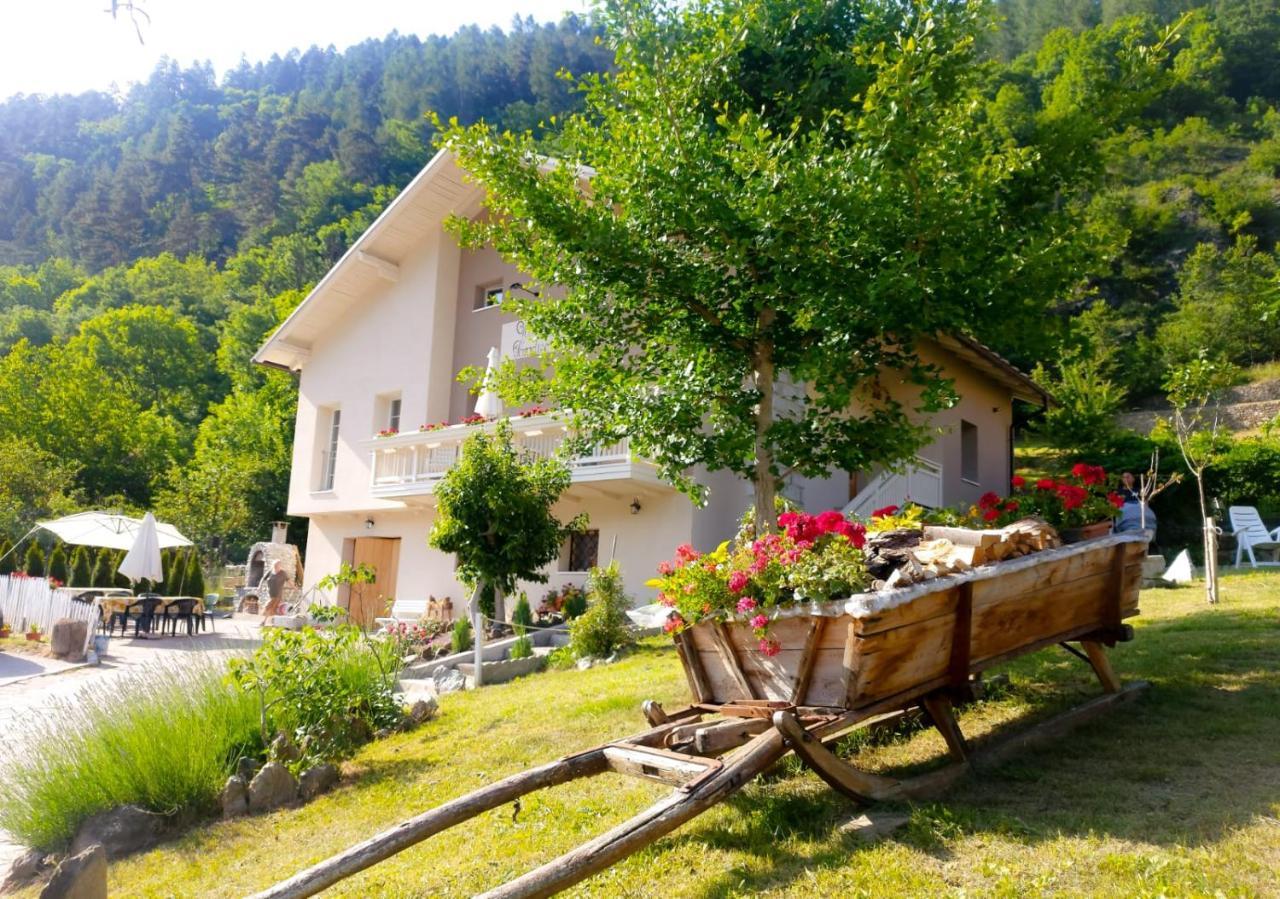 B&b Villa Paradiso Mezzana  Exterior foto